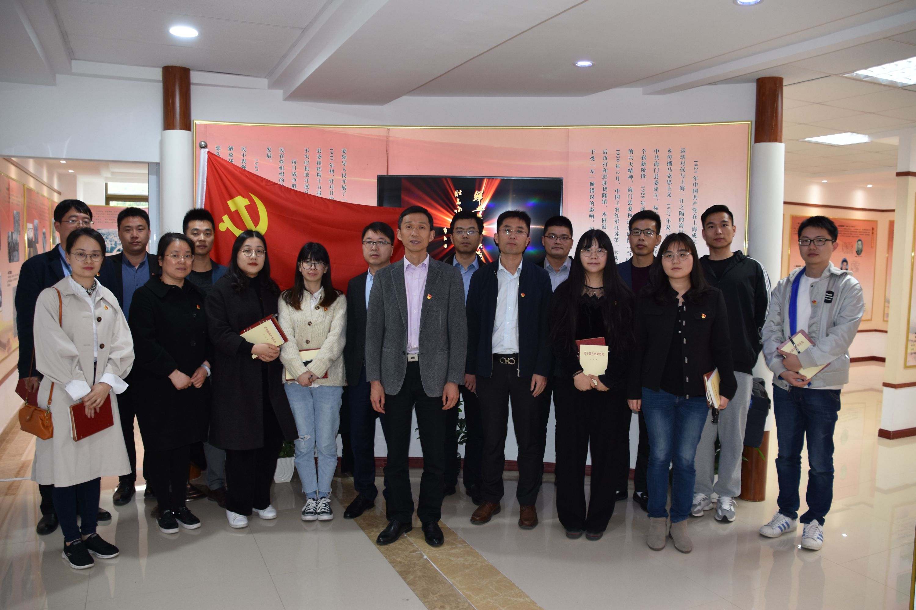 微信图片_20210415101417_副本_副本.jpg
